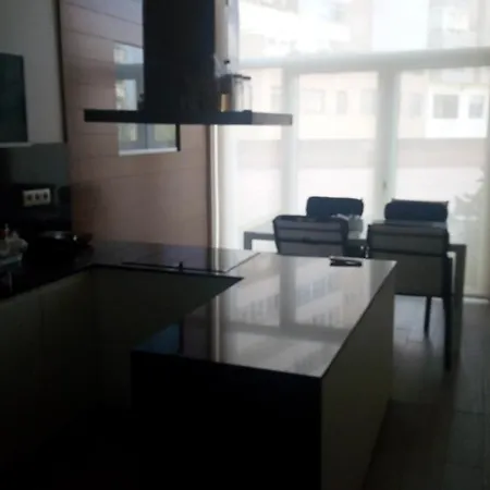 Apartamento Modernista Con Garaje Βίγκο